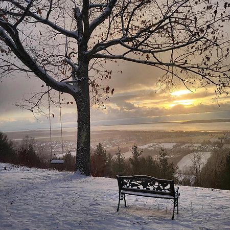 Les Chalets Sur Le Cap Saint Joachim Екстер'єр фото